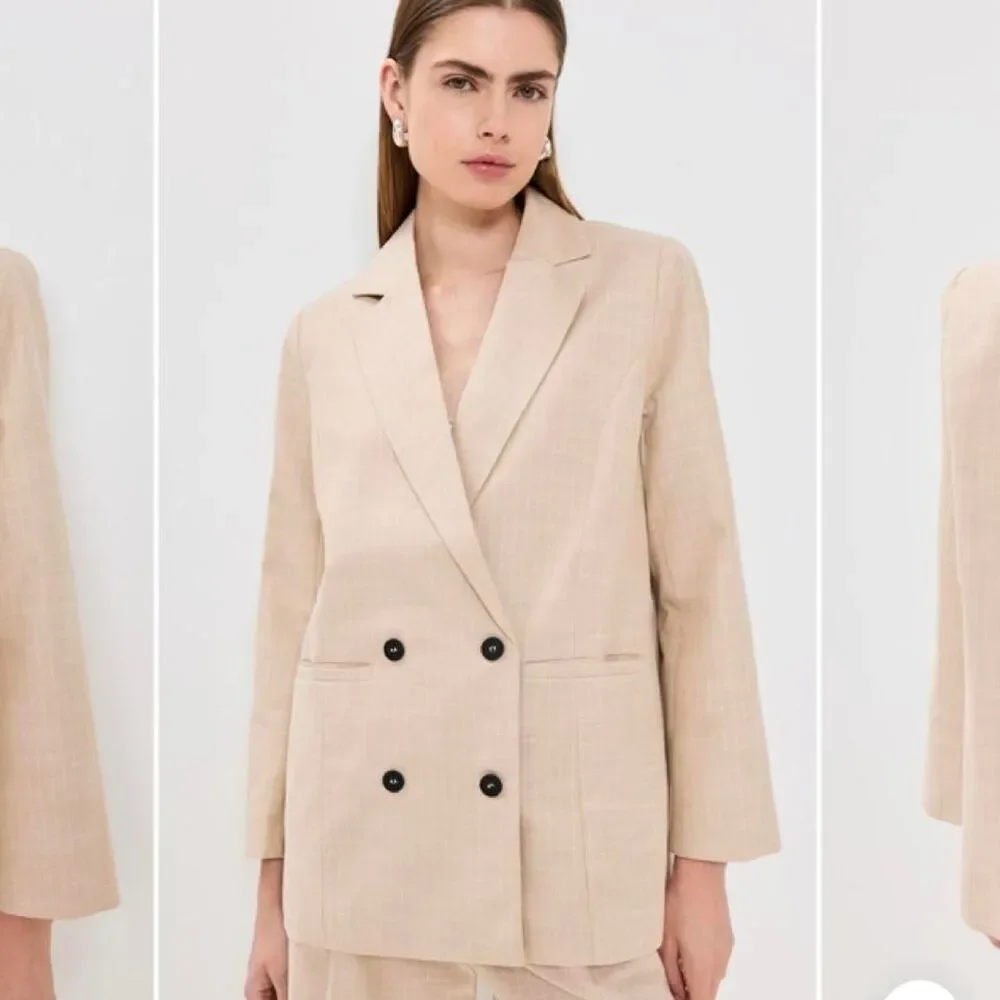Lioness Women's Cream and Tan Coat - Picture 1 of 5